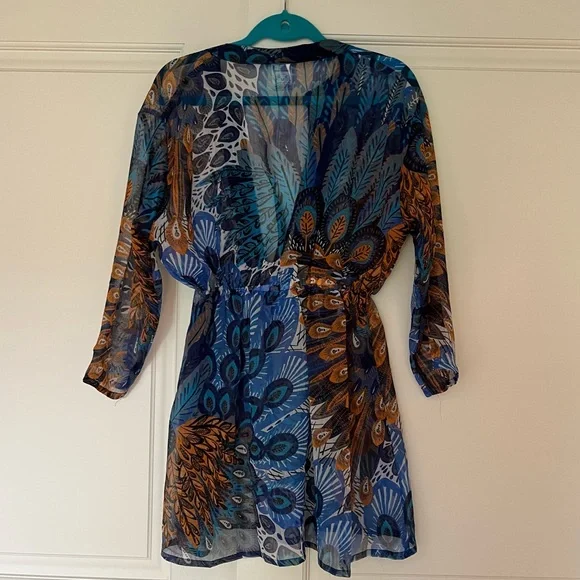 Patterned Swimsuit Coverup - Picture 4 of 5